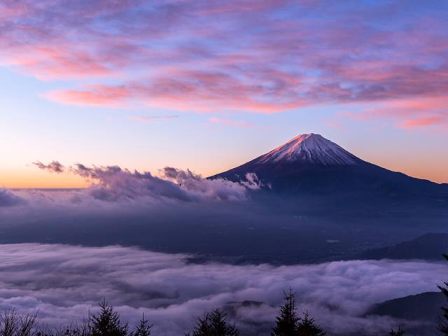 本州岛上的富士山, 日本